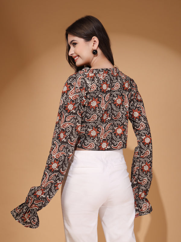 Woman’s Paisley Motif Printed Cropped Top